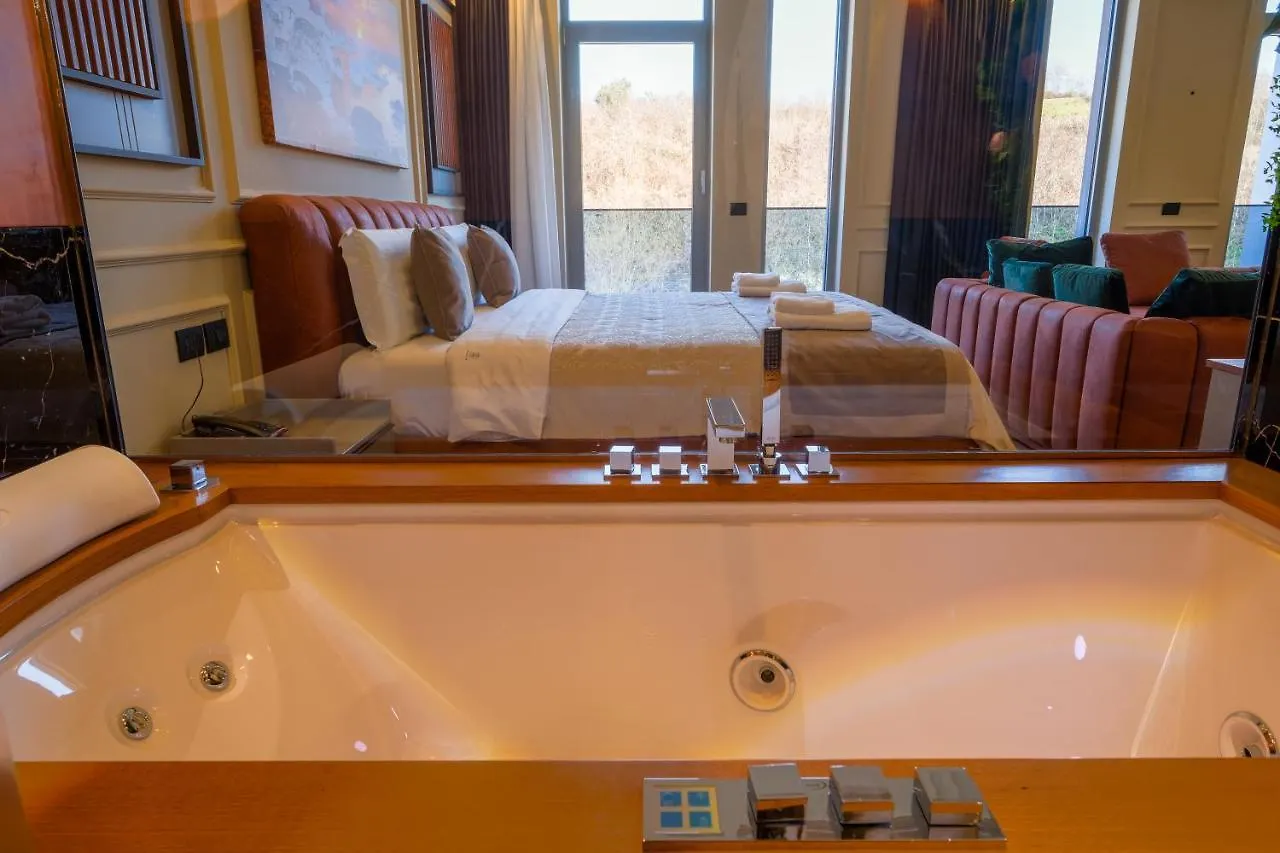 Royal East Resort Mjull-Bethore