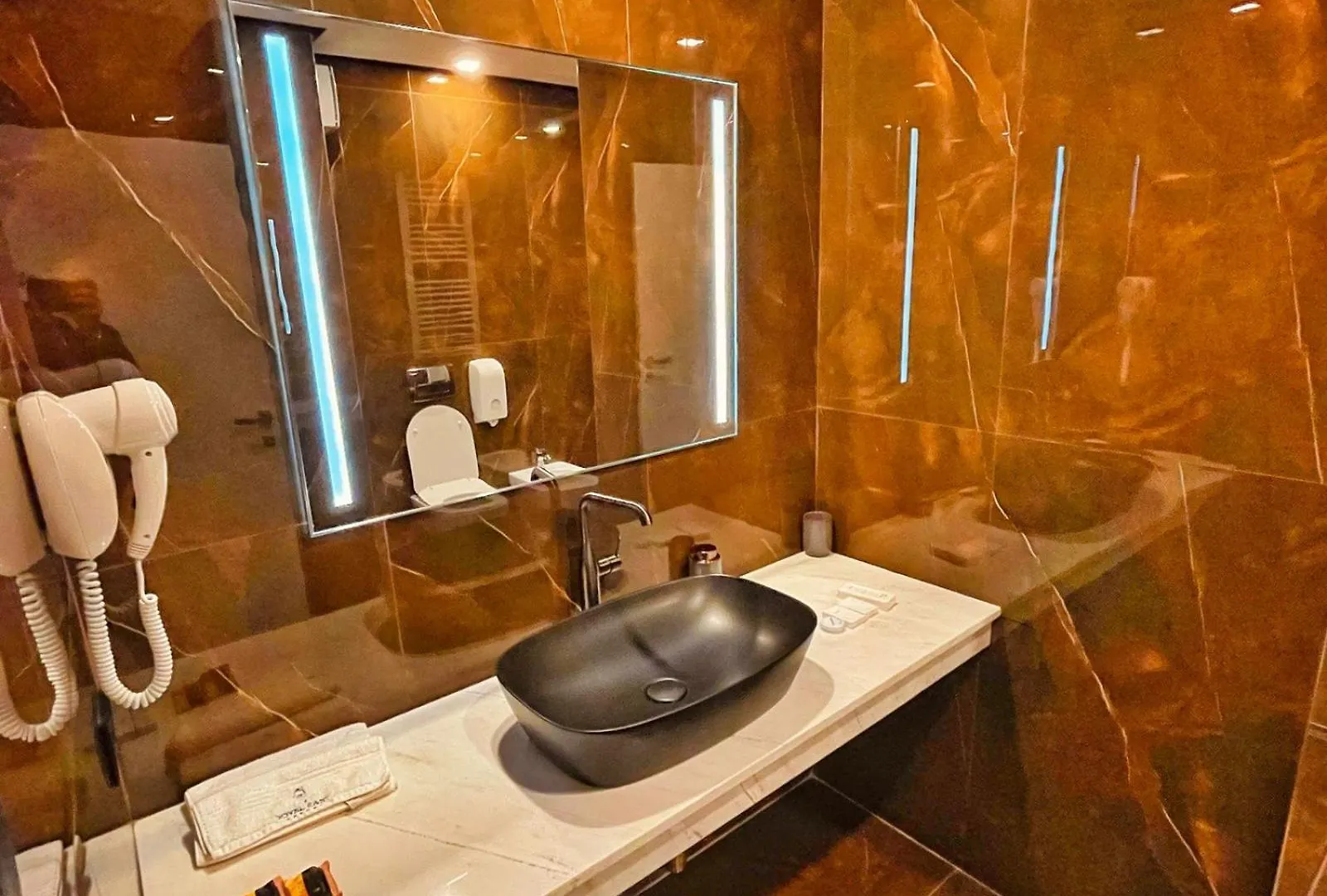 Royal East Resort Mjull-Bethore